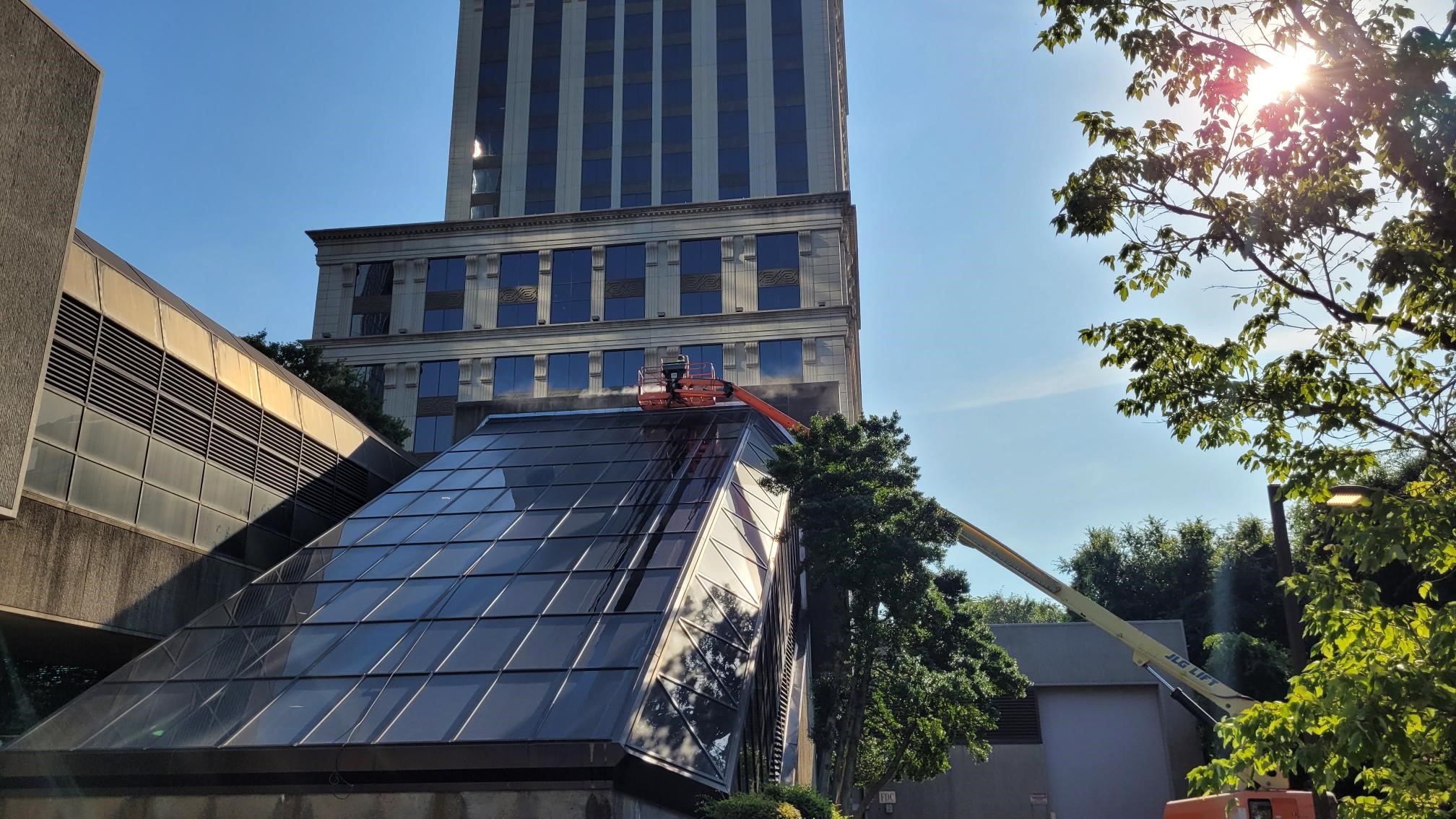 Lenox north concourse skylight cleaning
